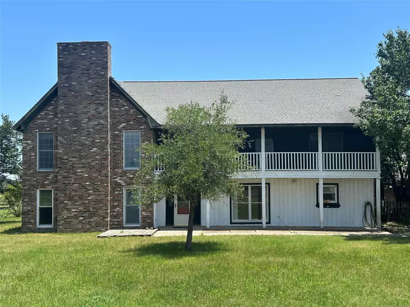6166 Fm 3060, Midway, TX 75852