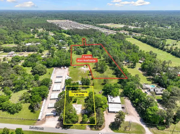15327 1st ST, Splendora, TX 77372