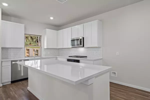 Conroe, TX 77304,12195 Ridge Top DR