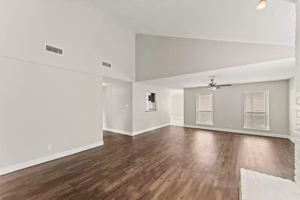 Houston, TX 77339,2930 Holly Green DR