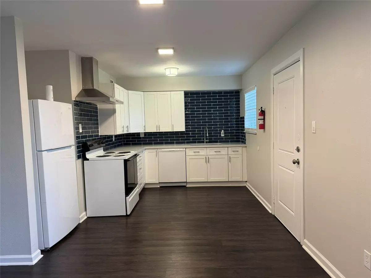 Houston, TX 77055,1824 Thonig RD #5