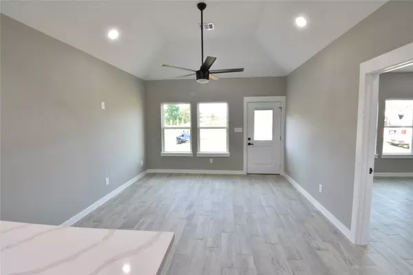 Onalaska, TX 77360,162 Long DR