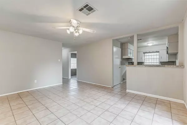 Houston, TX 77021,7302 England ST