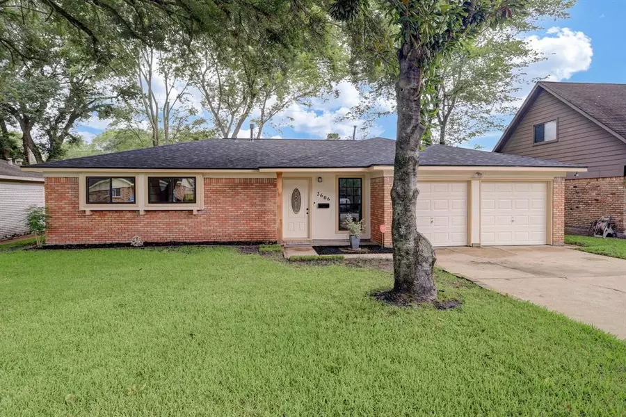 2606 Hillshire DR, Deer Park, TX 77536