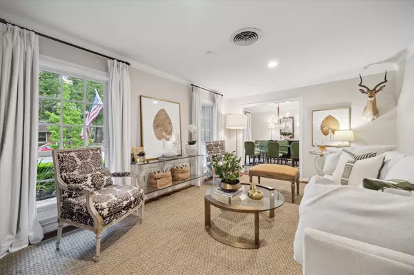 Houston, TX 77057,6266 Olympia DR