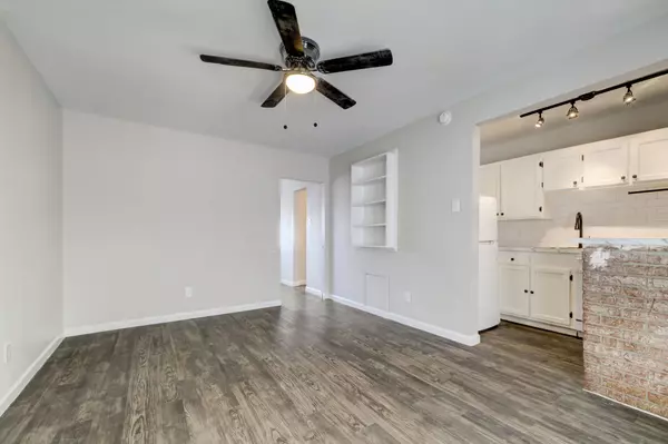 Houston, TX 77006,2322 Dunlavy ST #13