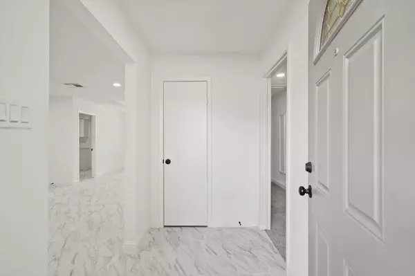 Houston, TX 77060,15150 Dogwood Tree ST