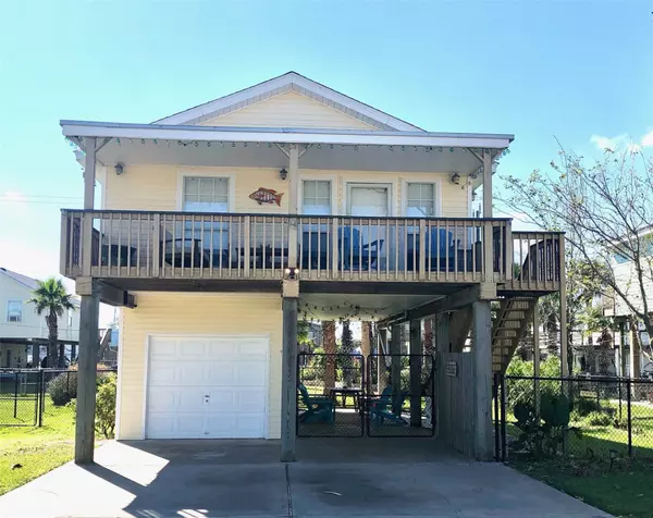 4034 Panola DR, Galveston, TX 77554