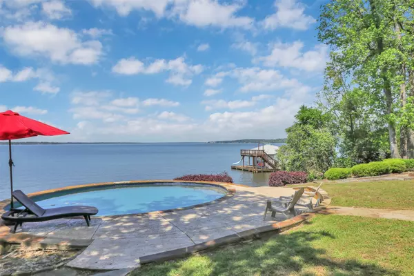 20998 Kiva CIR, Flint, TX 75762