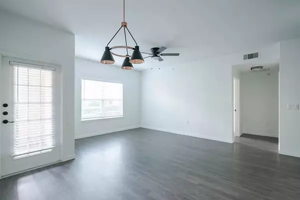 New Braunfels, TX 78130,520 FM 306 #6102