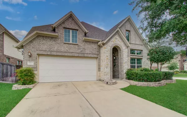 10822 Paula Bluff LN, Cypress, TX 77433