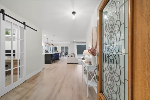 Houston, TX 77018,535 Azaleadell DR