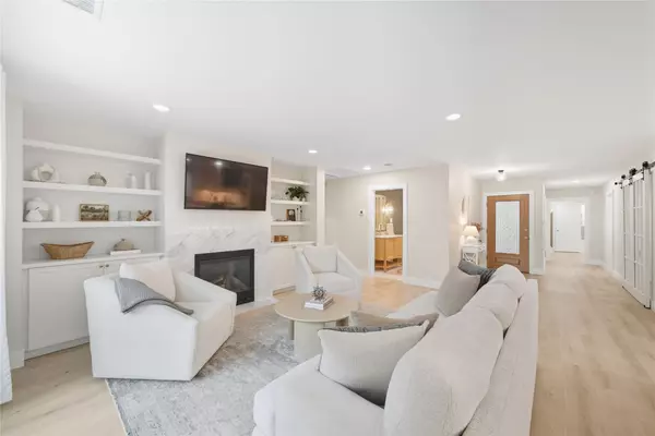 Houston, TX 77018,535 Azaleadell DR