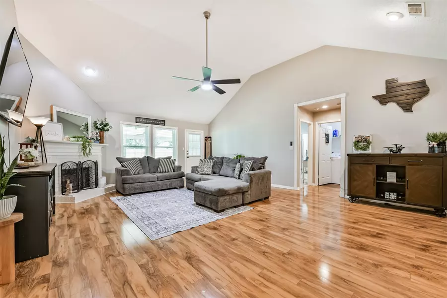 3505 D H Watkins DR, Deer Park, TX 77536