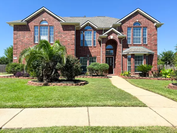 5715 Candlecreek DR, Richmond, TX 77469