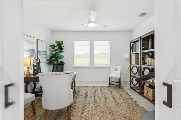 League City, TX 77573,901 Kingwood DR