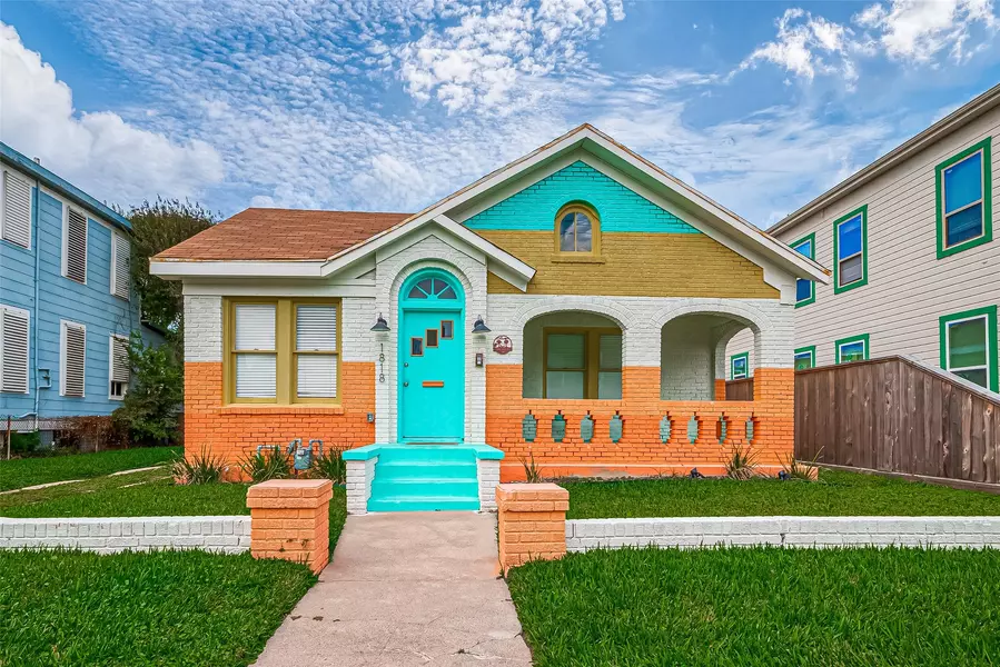 1818 Avenue O, Galveston, TX 77550