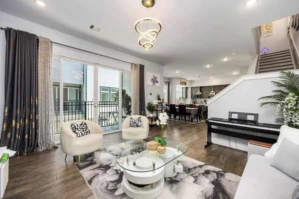 Houston, TX 77057,5815 Fairdale LN #C