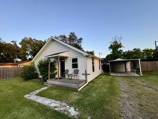 Santa Fe, TX 77510,11837 13th ST