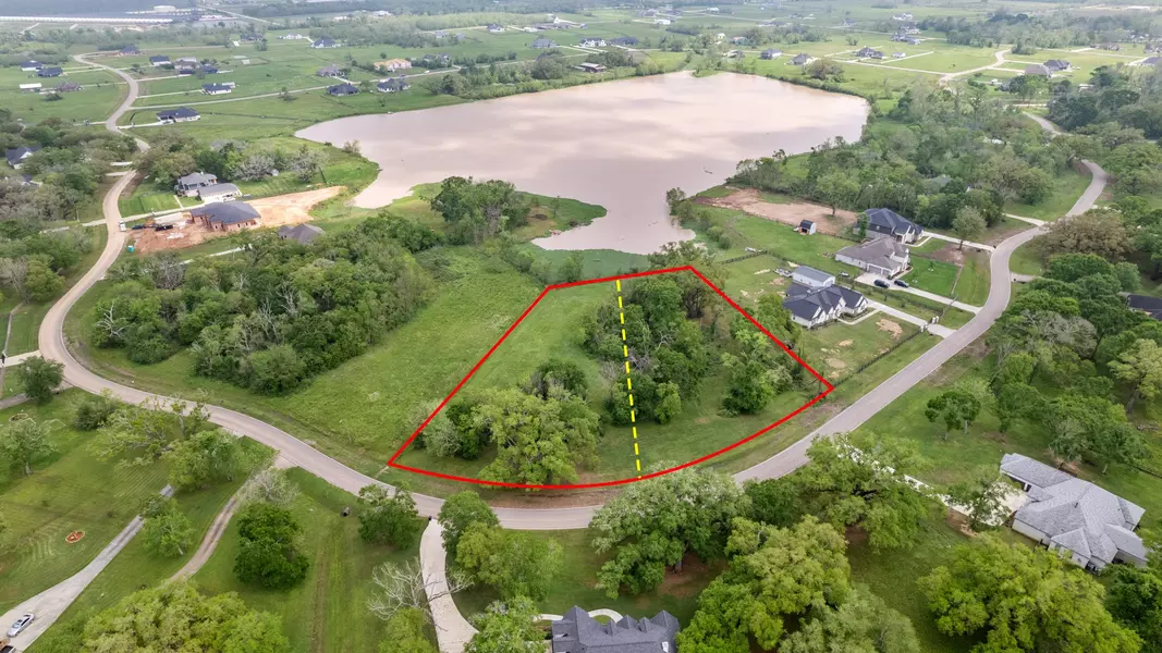 21610 Chenango Lake DR, Angleton, TX 77515