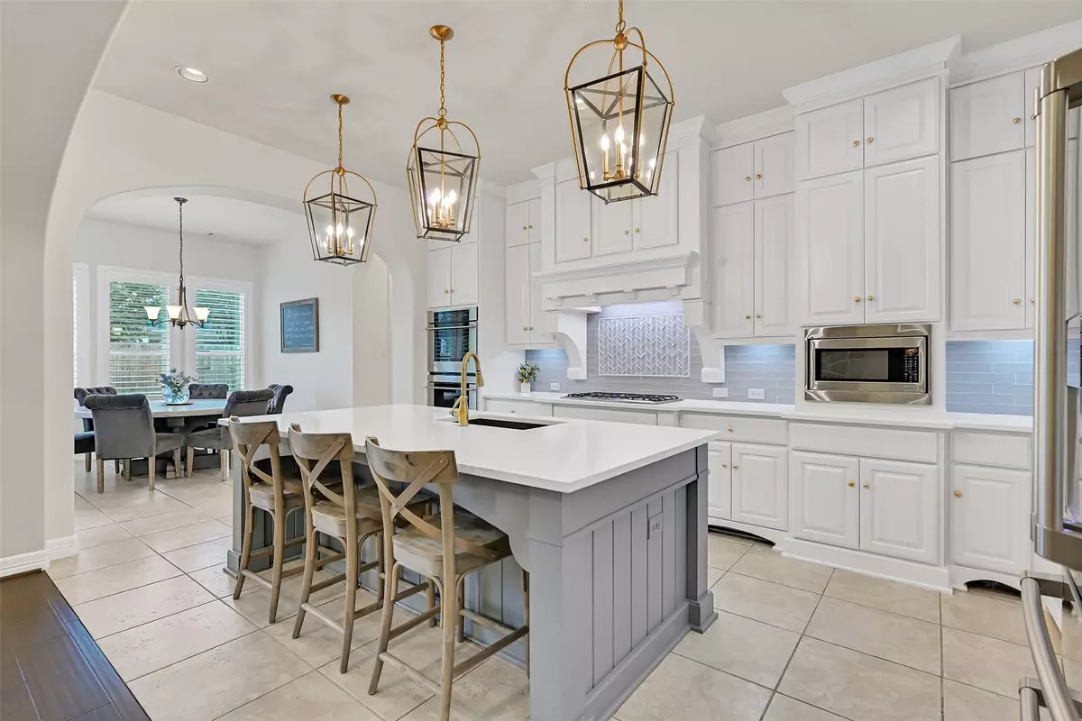 Friendswood, TX 77546,1107 Rymers Switch LN