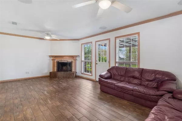 League City, TX 77573,607 Francis CT CT