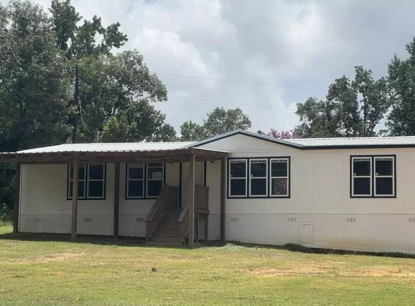 307 Magnolia Lake DR, Livingston, TX 77351