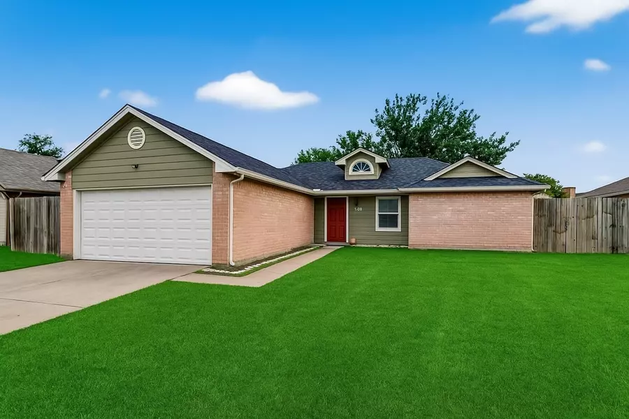 4423 Jamaica LN, Pasadena, TX 77505