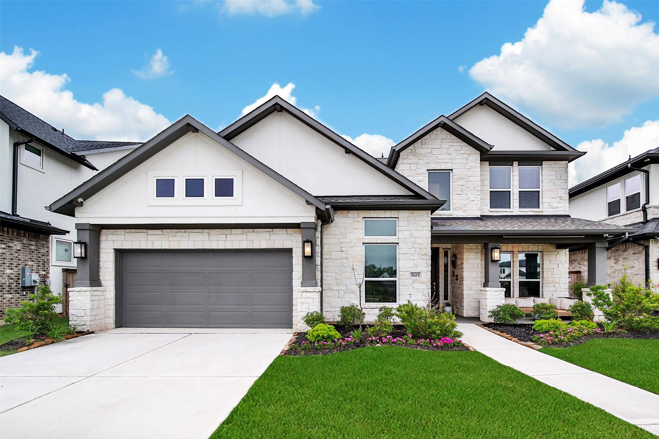 Sugar Land, TX 77479,5615 Trinity Heights LN