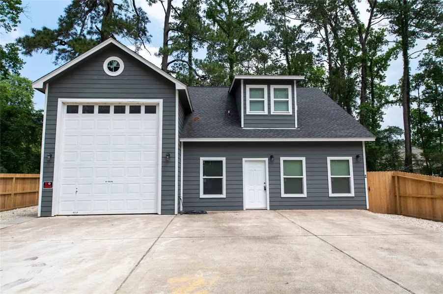 519 Magnolia Point DR #B, Houston, TX 77336