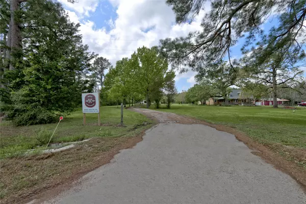 Willis, TX 77378,18135 N State Highway 75