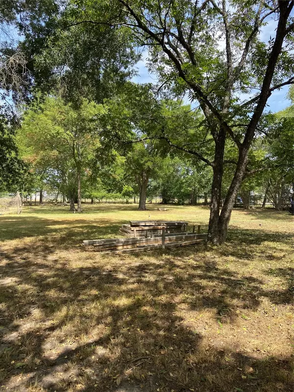 Conroe, TX 77301,624 CROOKE ST