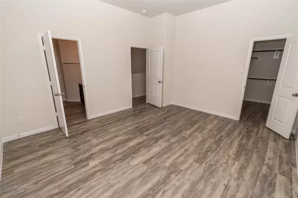 Katy, TX 77449,5619 Plantation Forest DR