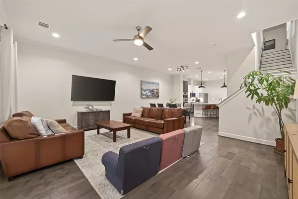 Houston, TX 77019,1027 Gross ST