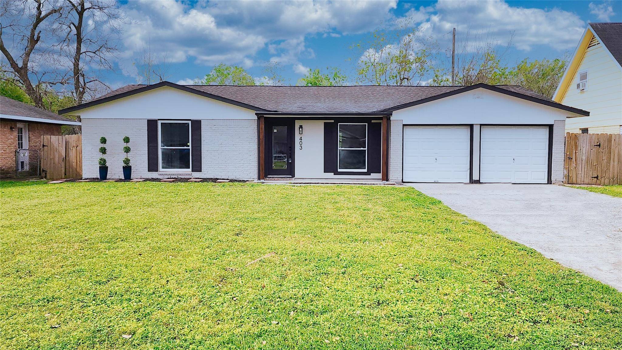 League City, TX 77573,403 Vance ST