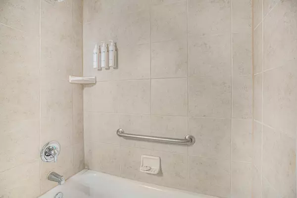 Galveston, TX 77551,6102 Seawall BLVD #234