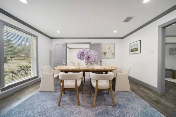 Houston, TX 77042,10042 Briar Forest DR