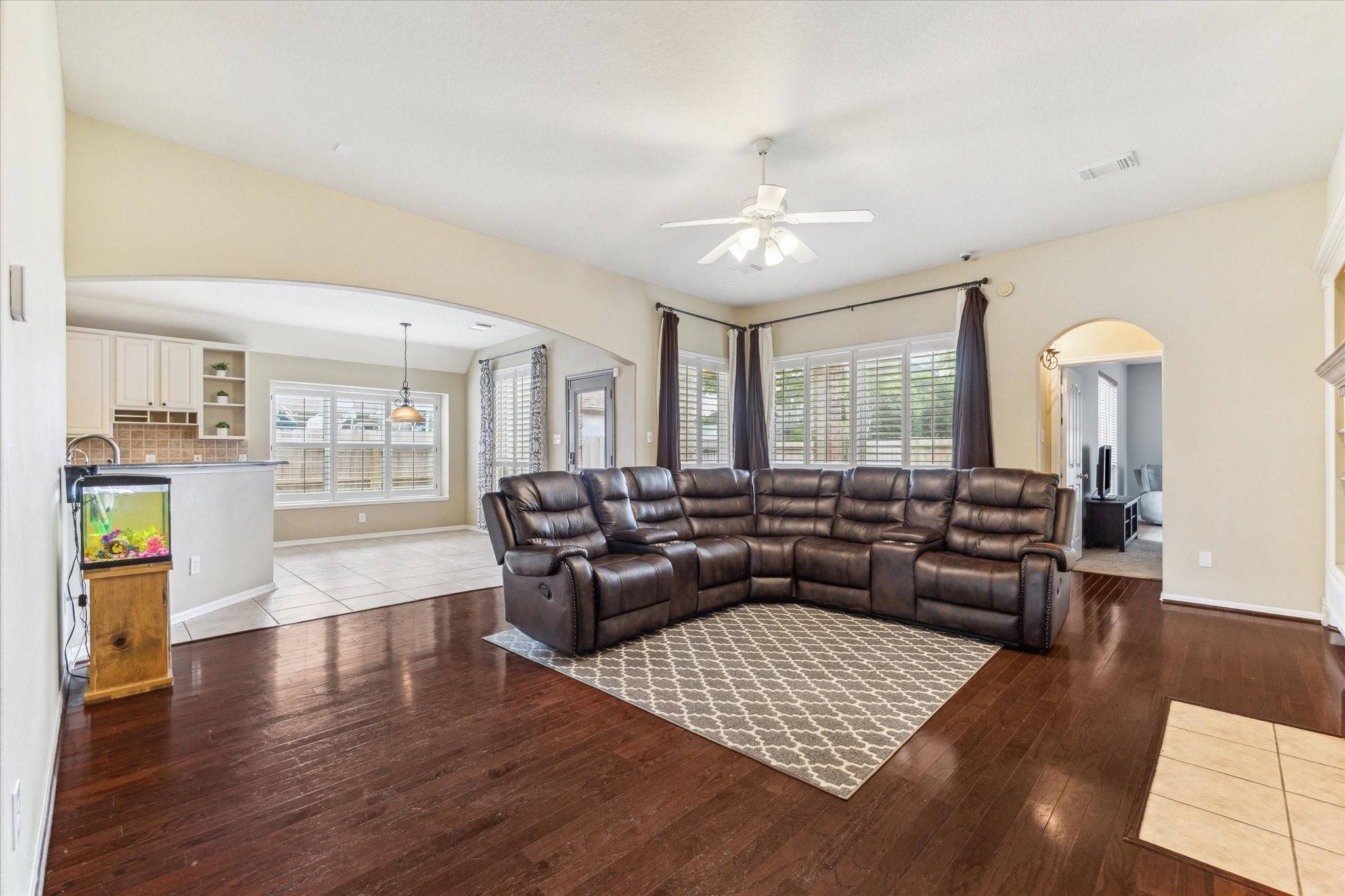 Sugar Land, TX 77479,1519 BROOKSTONE LANE