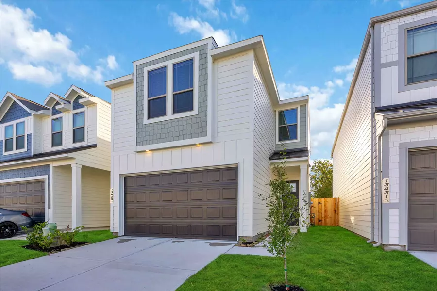 13429 Sun Cay DR, Houston, TX 77047