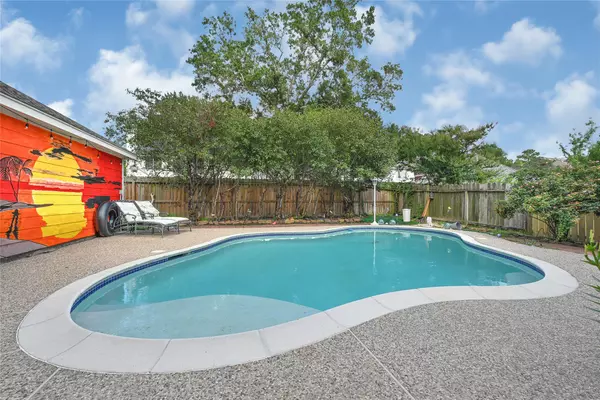 17410 Pikes Peek CT, Tomball, TX 77377
