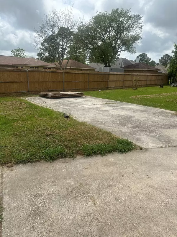 La Marque, TX 77568,5001 Texas Ave