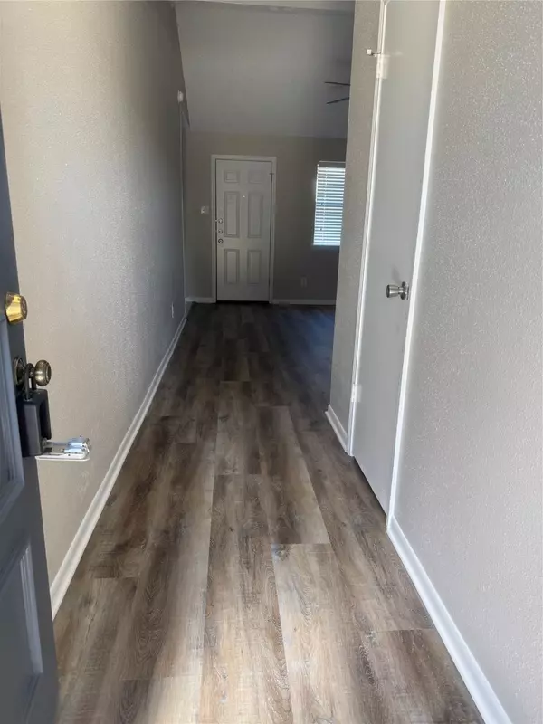 Pasadena, TX 77505,6611 Rockfield DR