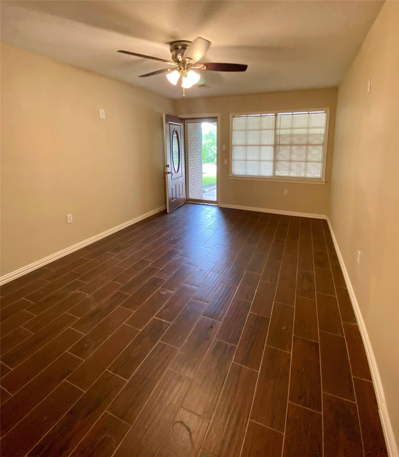 Houston, TX 77047,4139 Holloway DR
