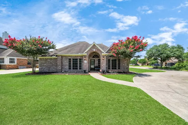 5231 S Fm 565 RD, Cove, TX 77523