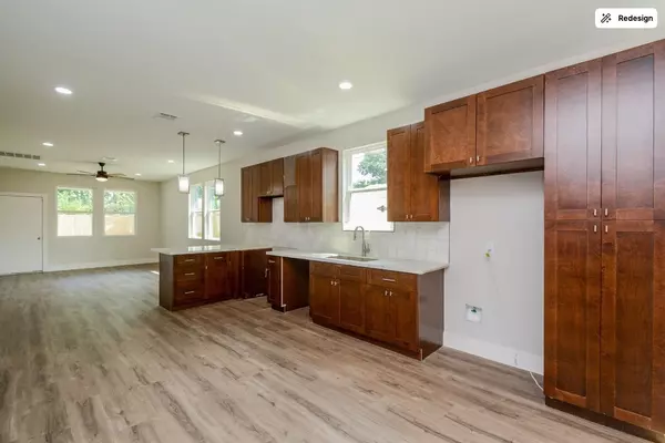 Houston, TX 77033,5923 Southtown ST