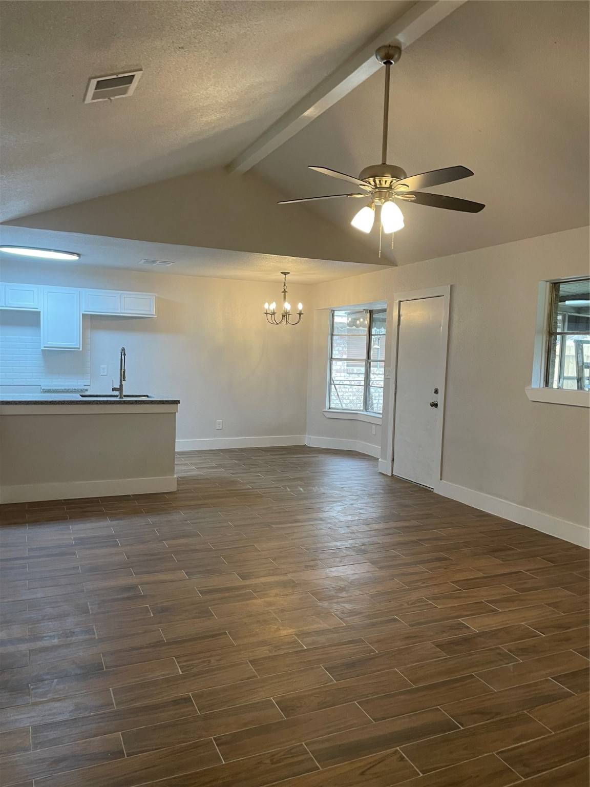 9743 Grenadier DR, Houston, TX 77089