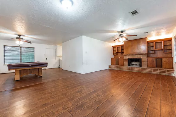 Deer Park, TX 77536,901 James ST