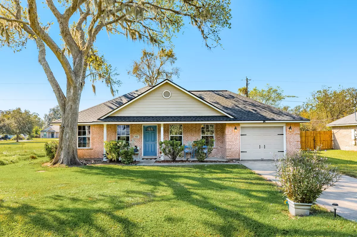 West Columbia, TX 77486,621 Humble ST