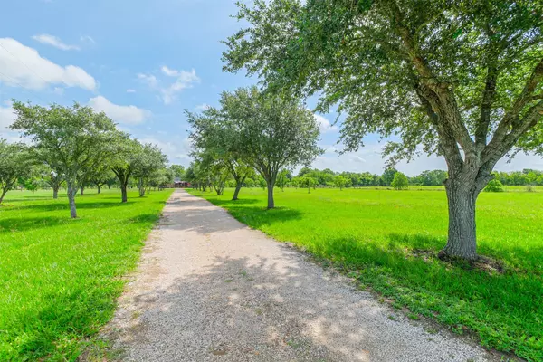 Beasley, TX 77417,3214 Fm 1875 RD