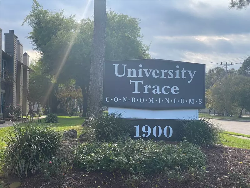 1900 Bay Area BLVD #S-201, Houston, TX 77058